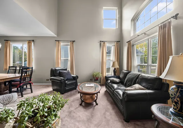Photo 2 of Single family home for sale at 539 Capital Ln, Gurnee, IL 60031 | MLS# 12791230 | Listing updated on 2026-10-23