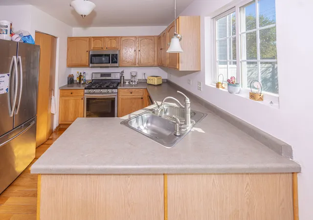 Photo 3 of Single family home for sale at 6512 Cascade Ridge Dr, Plainfield, IL 60586 | MLS# 12791245 | Listing updated on 2026-10-27