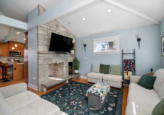Photo 3 of Single family home for sale at 6420 W 82nd Street, Burbank, IL 60459 | MLS# 12791246 | Listing updated on 2026-10-23