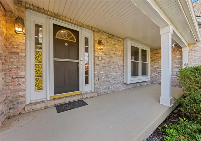 Photo 1 of Single family home for sale at 558 Bailey Dr, Batavia, IL 60510 | MLS# 12791247 | Listing updated on 2026-10-29