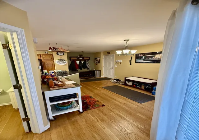 Photo 2 of Townhouse for sale at 642 Citadel Dr, Westmont, IL 60559 | MLS# 12791256 | Listing updated on 2026-10-21