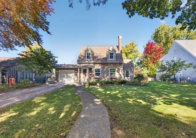 Photo 2 of Single family home for sale at 345 Rolfe Rd, De Kalb, IL 60115 | MLS# 12791291 | Listing updated on 2026-10-22