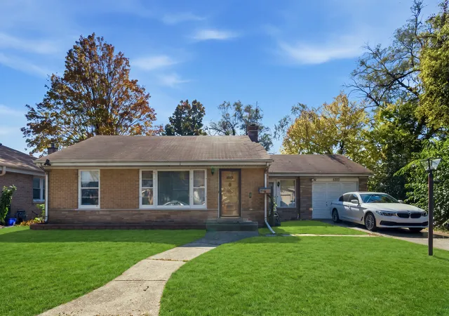 Photo 1 of Single family home for sale at 5323 Enfield Ave, Skokie, IL 60077 | MLS# 12791319 | Listing updated on 2026-10-22