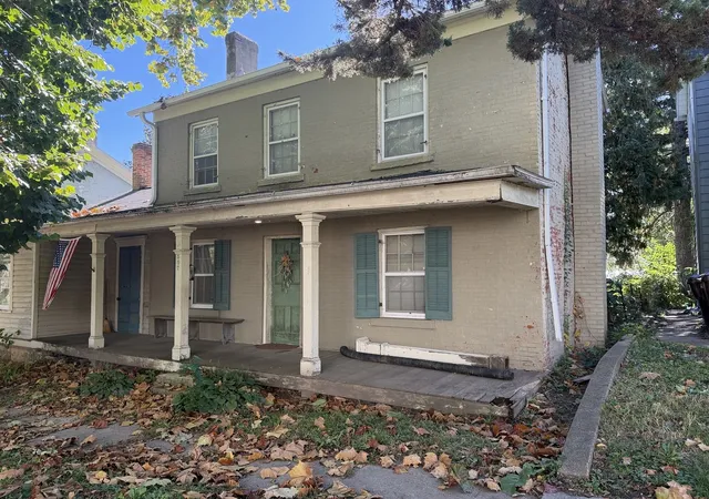 Photo 1 of Single family home for sale at 507 W Pleasant St, Freeport, IL 61032 | MLS# 12791329 | Listing updated on 2026-10-24