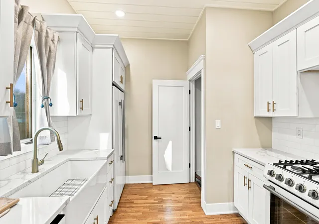 Photo 4 of Sale Pending at 107 S Chicago Ave, Elwood, IL 60421 | MLS# 12791344 | Listing updated on 2026-10-27