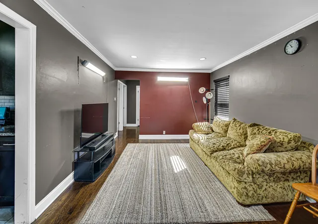 Photo 3 of Single family home for sale at 6557 N Troy St, Chicago, IL 60645 | MLS# 12791367 | Listing updated on 2026-10-29
