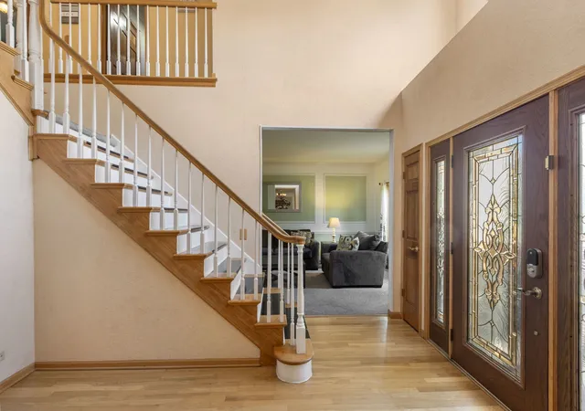 Photo 3 of Single family home for sale at 2020 Carlisle St, Algonquin, IL 60102 | MLS# 12791374 | Listing updated on 2026-10-22