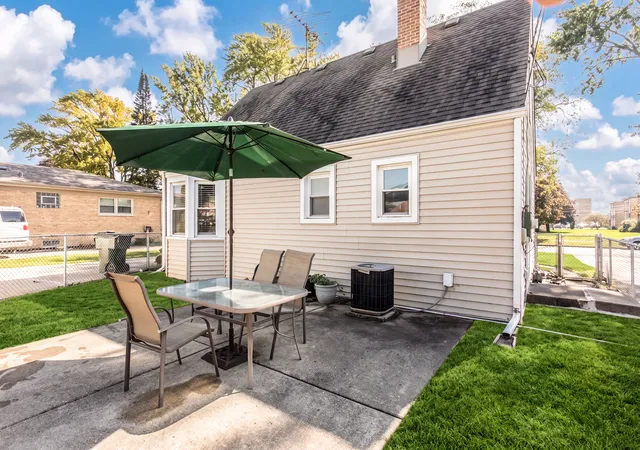 Photo 1 of Single family home for sale at 8316 W Oak Ave, Niles, IL 60714 | MLS# 12791382 | Listing updated on 2026-10-29