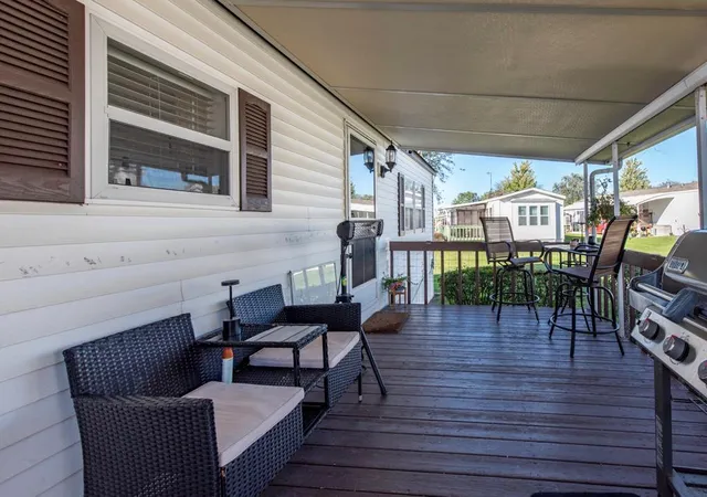 Photo 4 of Manufactured home for sale at 3158 Patricia Ln, Park City, IL 60085 | MLS# 12791392 | Listing updated on 2026-10-22