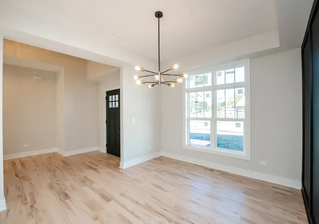 Photo 4 of Single family home for sale at 5257 169th Place, Oak Forest, IL 60452 | MLS# 12791405 | Listing updated on 2026-10-27
