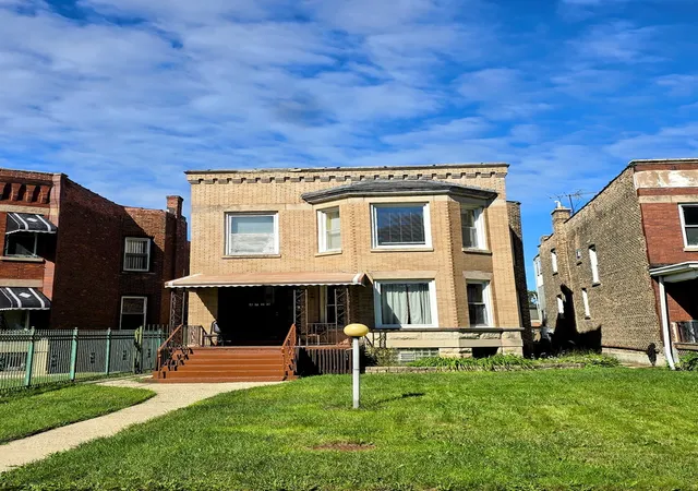 Photo 1 of Multi family home for sale at 4722 W End Ave, Chicago, IL 60644 | MLS# 12791407 | Listing updated on 2026-10-30