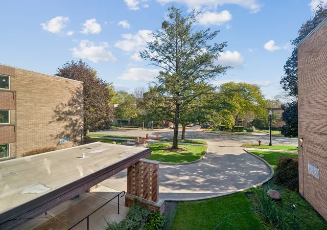 Photo 16 of Condo for sale at 200 Ridge Ave #1A, Evanston, IL 60202 | MLS# 12791410 | Listing updated on 2026-10-27