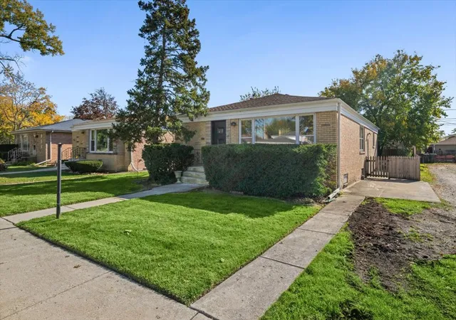 Photo 2 of Single family home for sale at 3309 Crain St, Skokie, IL 60076 | MLS# 12791425 | Listing updated on 2026-10-29