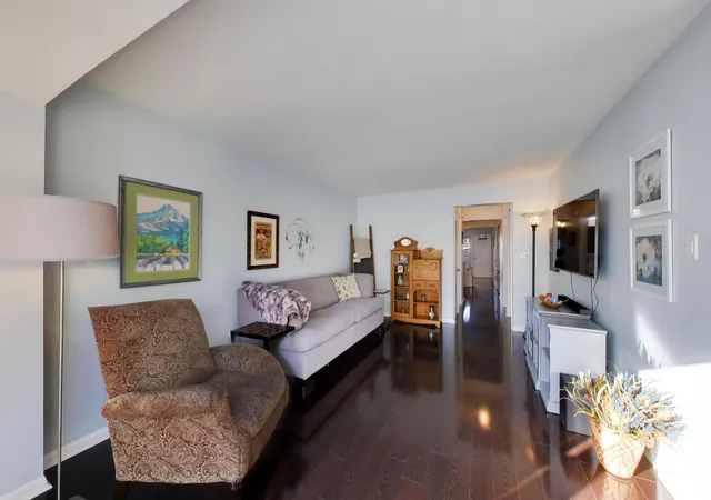 Photo 4 of Single family home for sale at 6106 S Mulligan Ave, Chicago, IL 60638 | MLS# 12791432 | Listing updated on 2026-10-28