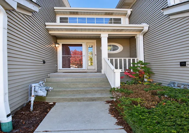 Photo 1 of Townhouse for sale at 53 Stonegate Ln, Streamwood, IL 60107 | MLS# 12791441 | Listing updated on 2026-10-29