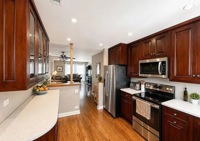 Photo 2 of Condo for sale at 4134 Cove Ln #B, Glenview, IL 60025 | MLS# 12791453 | Listing updated on 2026-10-29