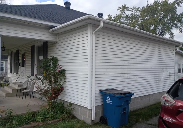 Photo 3 of Single family home for sale at 1210 N Logan St, Marion, IL 62959 | MLS# 12791466 | Listing updated on 2026-10-22