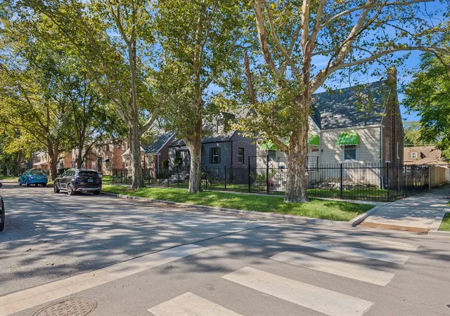 Single family home for sale at 10100 S Bensley Ave, Chicago, IL 60617 | MLS# 12791468