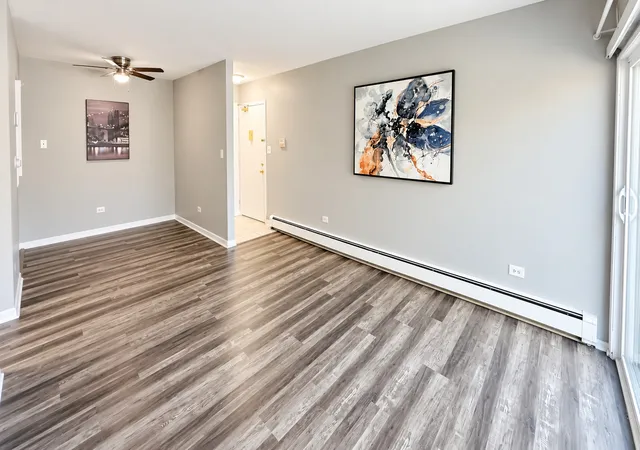 Photo 3 of Condo for sale at 2a E Dundee Quarter Dr #308, Palatine, IL 60074 | MLS# 12791470 | Listing updated on 2026-10-22