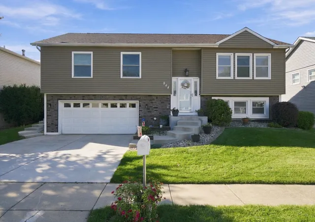 Single family home for sale at 944 Lacrosse St, Carol Stream, IL 60188 | MLS# 12791471