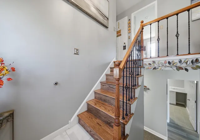 Photo 2 of Single family home for sale at 944 Lacrosse St, Carol Stream, IL 60188 | MLS# 12791471 | Listing updated on 2026-10-28