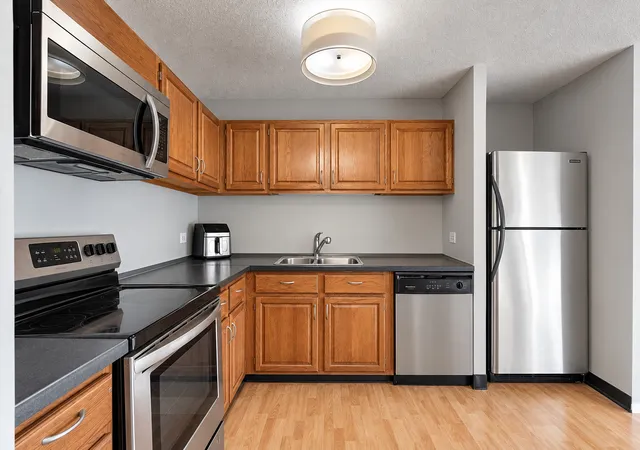 Photo 2 of Condo for sale at 801 S Plymouth Ct #906, Chicago, IL 60605 | MLS# 12791472 | Listing updated on 2026-10-22