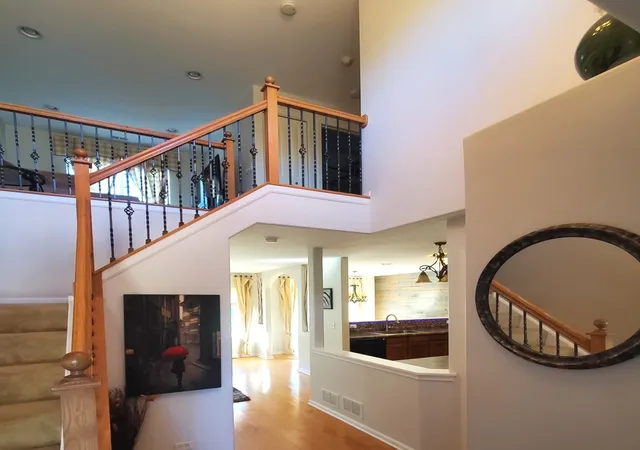 Photo 3 of Townhouse for sale at 32580 N Four Seasons Blvd #27-3, Lakemoor, IL 60051 | MLS# 12791485 | Listing updated on 2026-10-22