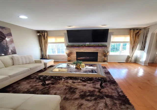 Photo 4 of Townhouse for sale at 32580 N Four Seasons Blvd #27-3, Lakemoor, IL 60051 | MLS# 12791485 | Listing updated on 2026-10-22