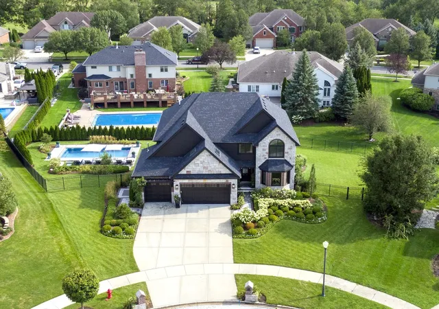 Photo 1 of Single family home for sale at 20642 Orchard Ct, Frankfort, IL 60423 | MLS# 12791495 | Listing updated on 2026-10-22