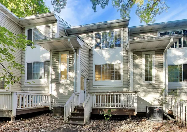 Photo 1 of Townhouse for sale at 319 W Whispering Oaks Ln, Round Lake, IL 60073 | MLS# 12791504 | Listing updated on 2026-10-22
