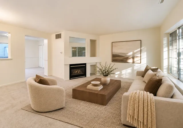 Photo 3 of Townhouse for sale at 319 W Whispering Oaks Ln, Round Lake, IL 60073 | MLS# 12791504 | Listing updated on 2026-10-22