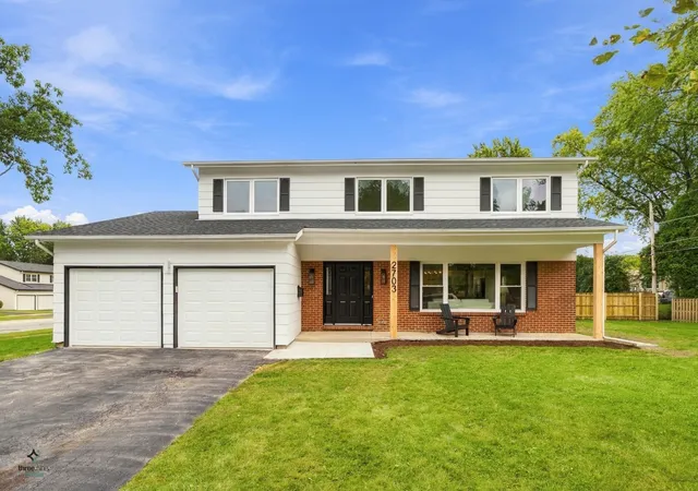 Photo 1 of Single family home for sale at 2703 N Ridge Ave, Arlington Heights, IL 60004 | MLS# 12791522 | Listing updated on 2026-10-22