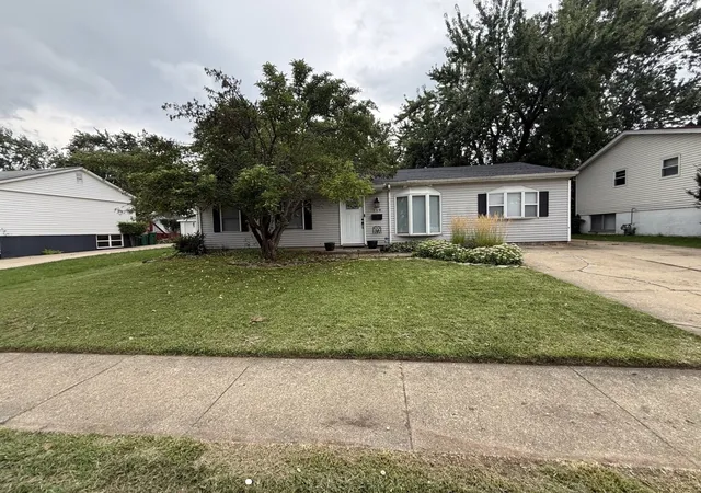Single family home for sale at 219 Murphy Dr, Romeoville, IL 60446 | MLS# 12791528