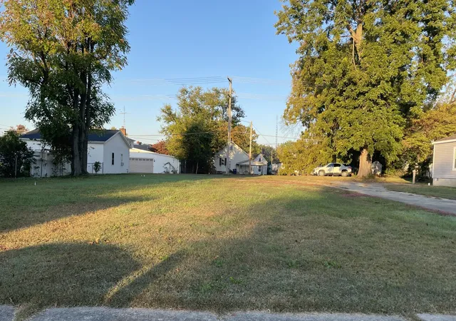 Photo 1 of Land for sale at 205 5th Street, Carmi, IL 62821 | MLS# 12791539 | Listing updated on 2026-10-23