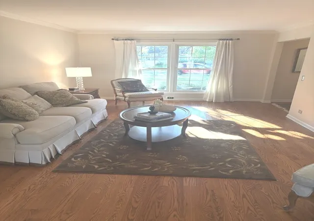 Photo 2 of Townhouse for sale at 1221 W Bauer Rd, Naperville, IL 60563 | MLS# 12791548 | Listing updated on 2026-10-30