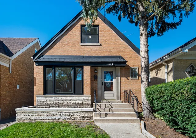 Photo 1 of Single family home for sale at 6332 N Mobile Ave, Chicago, IL 60646 | MLS# 12791550 | Listing updated on 2026-10-22