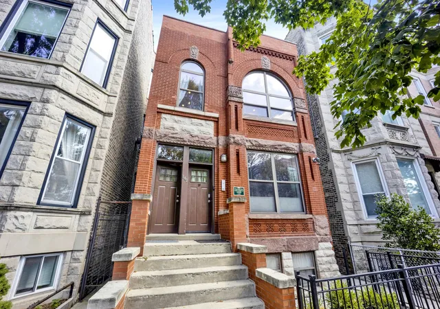 Condo for sale at 847 N Damen Ave #2F, Chicago, IL 60622 | MLS# 12791558