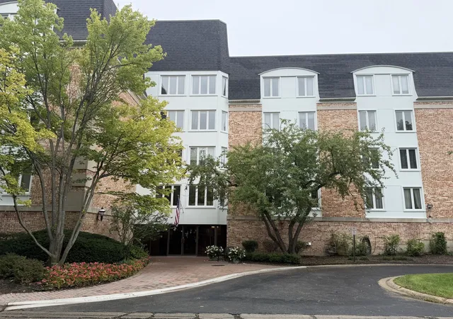Condo for sale at 200 Lake Blvd #438, Buffalo Grove, IL 60089 | MLS# 12791562