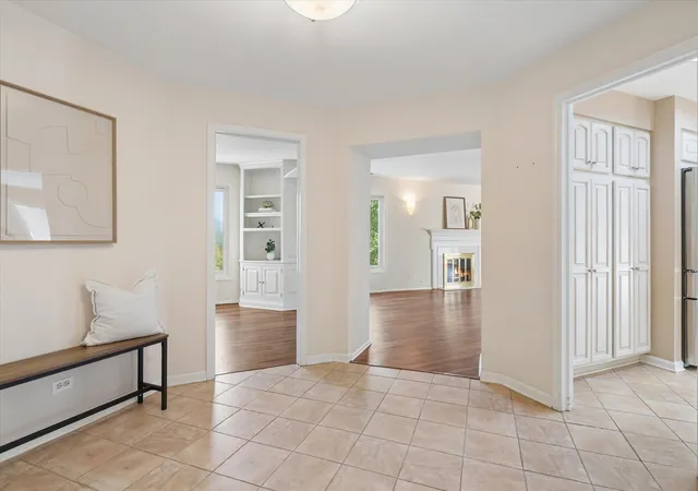 Photo 2 of Condo for sale at 200 Lake Blvd #438, Buffalo Grove, IL 60089 | MLS# 12791562 | Listing updated on 2026-10-28