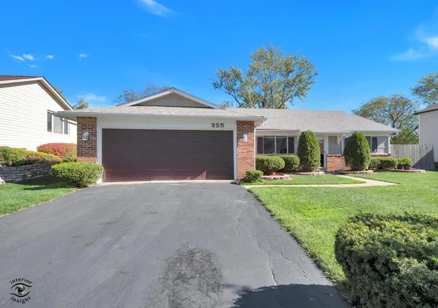 Photo 1 of Single family home for sale at 225 Oakhurst Rd, Matteson, IL 60443 | MLS# 12791575 | Listing updated on 2026-10-22