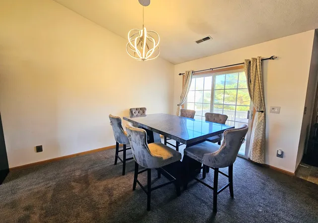 Listing Photo 4 - Condo for sale in building located at 6514 Timberleaf Ct, Loves Park, IL 61111 - Unit #6514-2