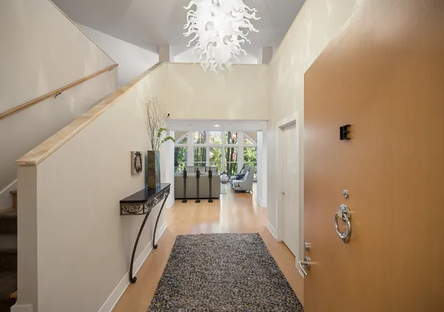 Listing Photo 2 - Condo for sale in building located at 240 Whistler Rd, Highland Park, IL 60035 - Unit #1E
