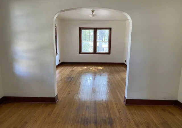 Photo 3 of Single family home for sale at 1104 Pulaski St, Peru, IL 61354 | MLS# 12791602 | Listing updated on 2026-10-22