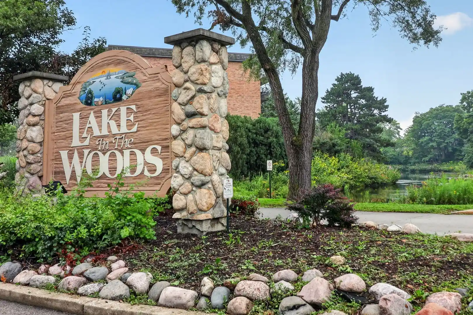 Listing Photo 12 - Condo for sale in 8000 Woodglen Ln located at 8000 Woodglen Ln, Downers Grove, IL 60516 - Unit #110