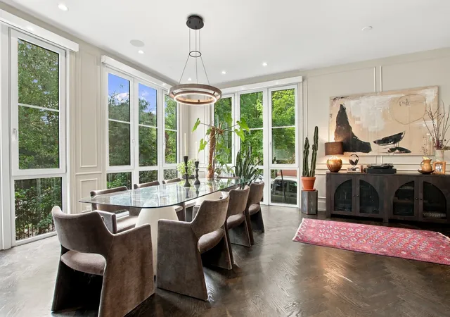 Photo 3 of Single family home for sale at 2504 W Palmer St, Chicago, IL 60647 | MLS# 12791623 | Listing updated on 2026-10-27