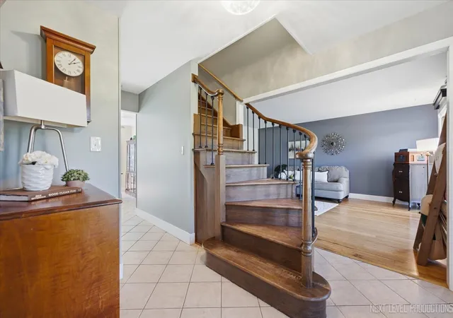 Photo 1 of Single family home for sale at 6n286 Creekside Dr, St. Charles, IL 60175 | MLS# 12791641 | Listing updated on 2026-10-22