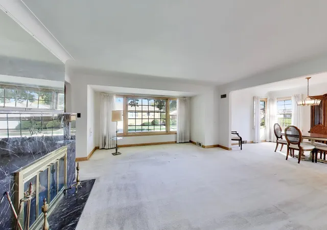 Photo 2 of Single family home for sale at 8201 S Whipple St, Chicago, IL 60652 | MLS# 12791651 | Listing updated on 2026-10-29