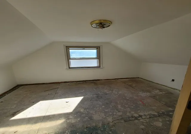 Photo 1 of Single family home for sale at 7820 Laramie Ave, Burbank, IL 60459 | MLS# 12791652 | Listing updated on 2026-10-22