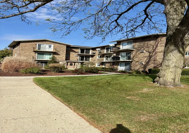 Photo 1 of Condo for sale at 9040 W 140th Street #2C, Orland Park, IL 60462 | MLS# 12791681 | Listing updated on 2026-10-22