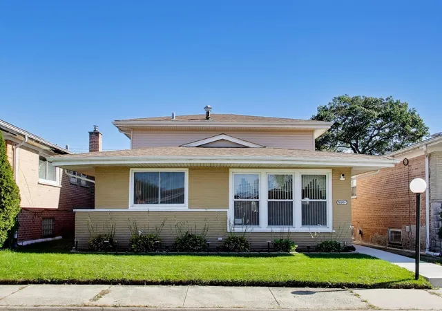 Photo 1 of Single family home for sale at 12901 S Carpenter St, Calumet Park, IL 60827 | MLS# 12791686 | Listing updated on 2026-10-22